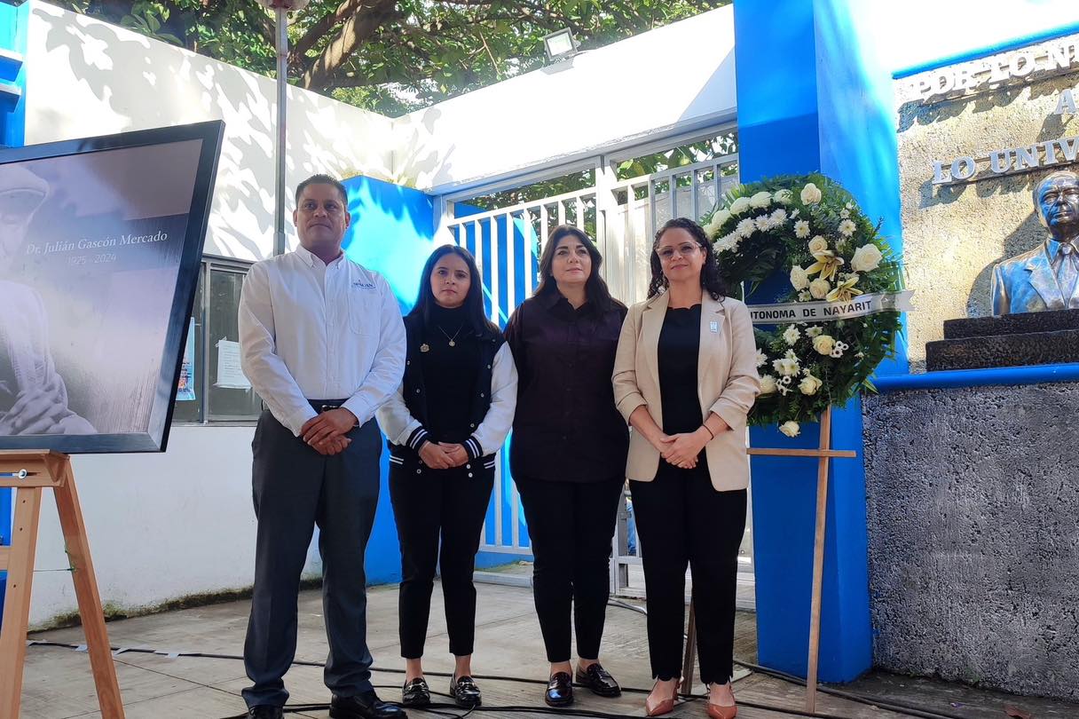 Rinden homenaje póstumo al Doctor Julián Gascón Mercado, fundador de la UAN