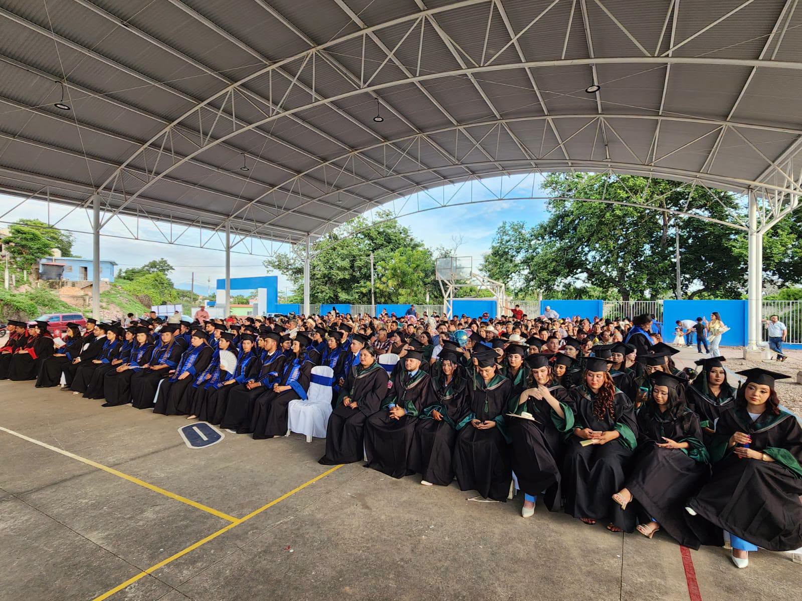 80 nuevos profesionistas: UANEN celebra la clausura de sus egresados